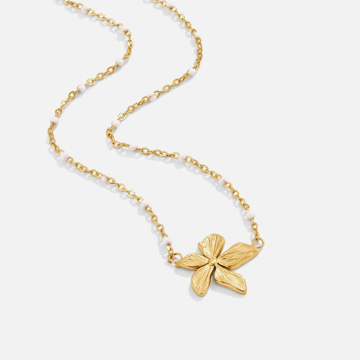 Elegante collar Color oro