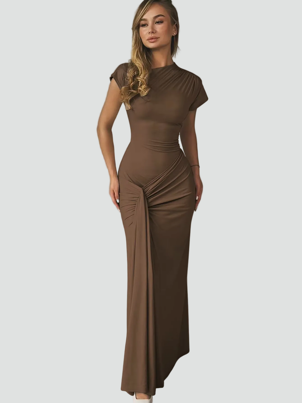 Vestido de Cóctel Maxi Ajustado con Pliegues (2)