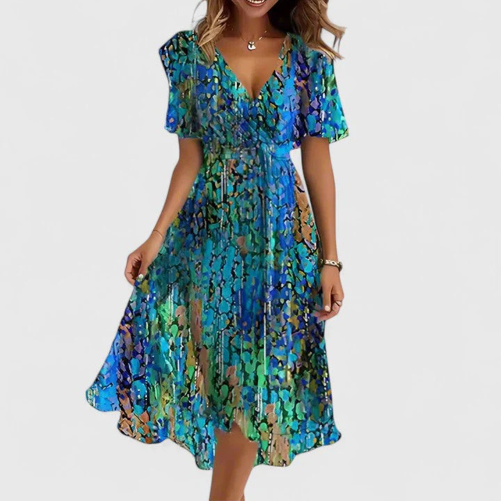 Vestido de verano midi floral para invitada de boda en Azul