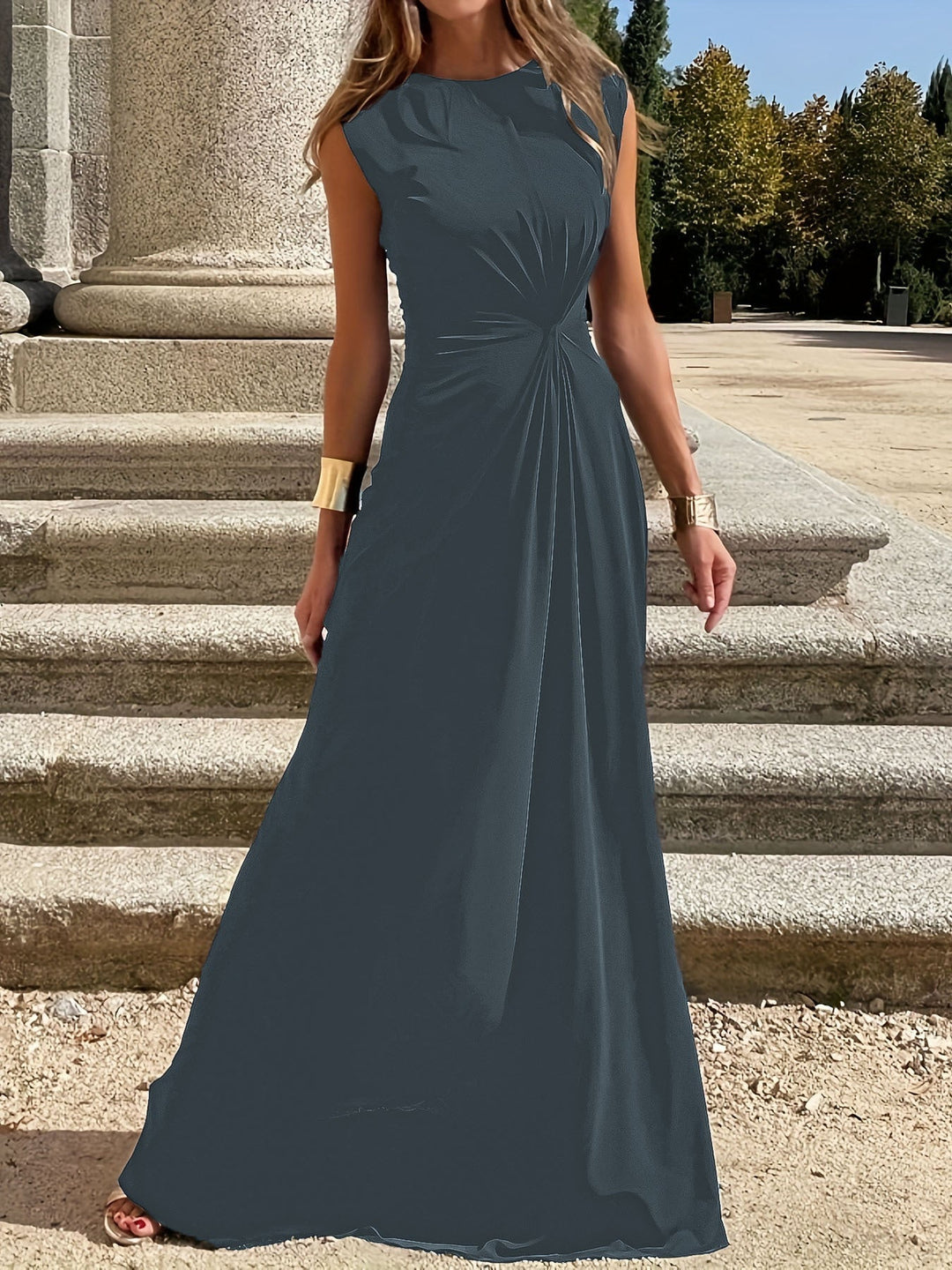 Vestido elegante de mujer para invitada de boda en Gris 1